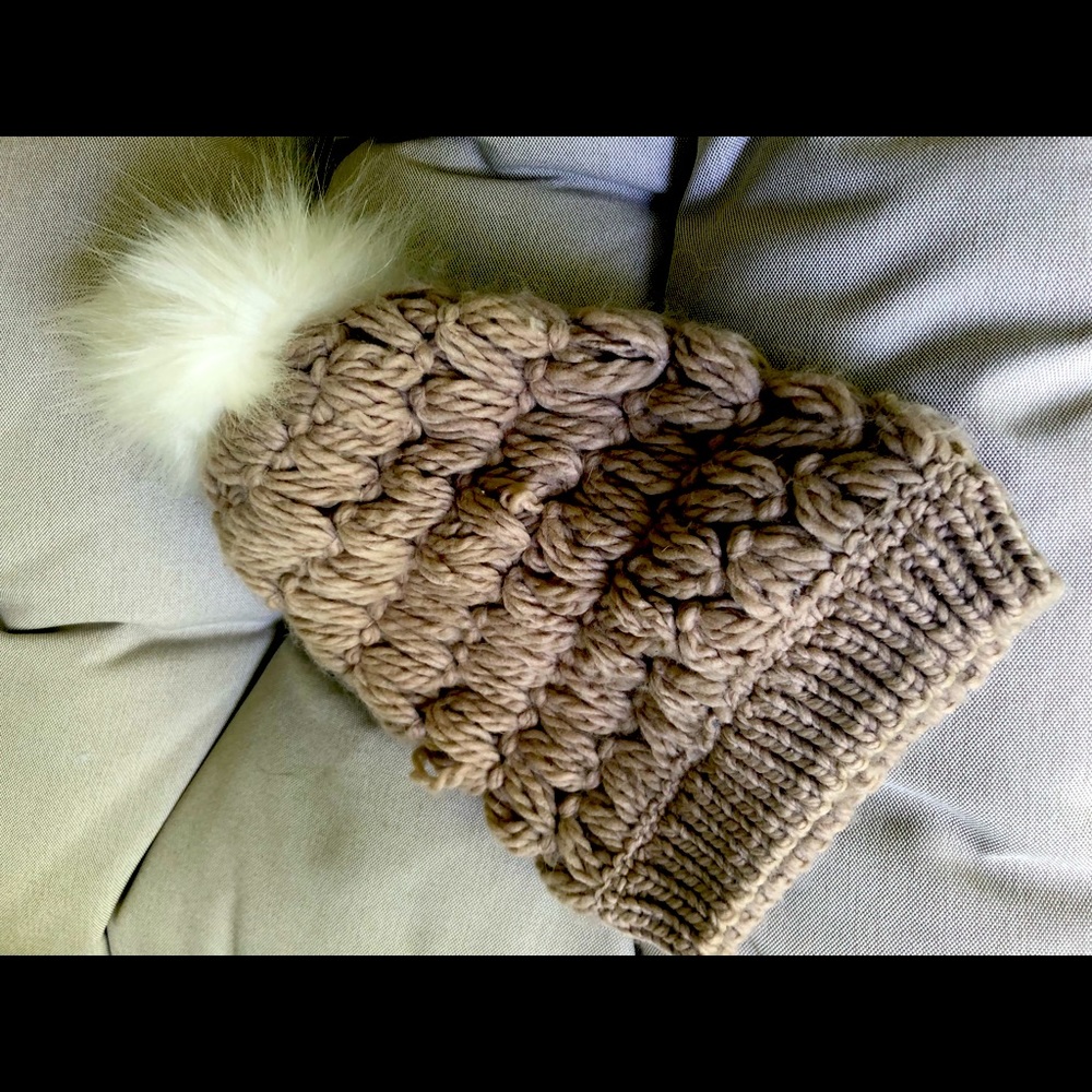 Stylish Winter Poof Hat, Pom Beanie